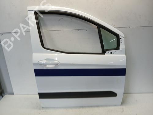Used Right front door Right front door 37181159 37181159
