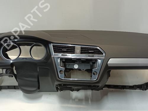 Tablier VW TIGUAN (AD1, AX1) 1.4 TSI (150 hp) 31264275