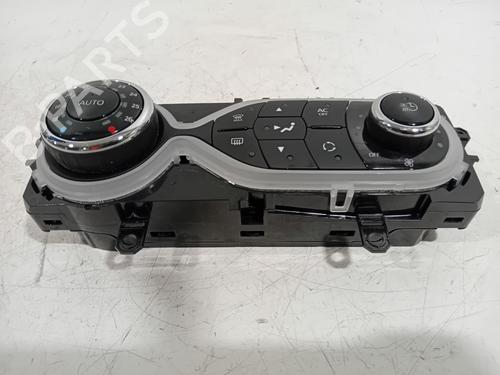 Climate control RENAULT ZOE (BFM_) ZOE | BP22400240I5 