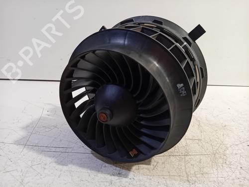 Used Heater blower motor MERCEDES-BENZ C-CLASS (W205) C 180 (205.076) (156 hp) 25777133