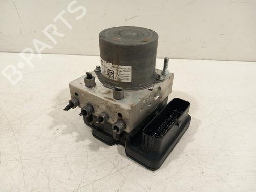 Used ABS pump ABS pump PEUGEOT 3008 II SUV (MC_, MR_, MJ_, M4_) 1.2 THP/ PureTech 130 (MRHNSM, MRHNSU, MRHNSJ, MRHNYW,... (131 hp) 33433728 33433728