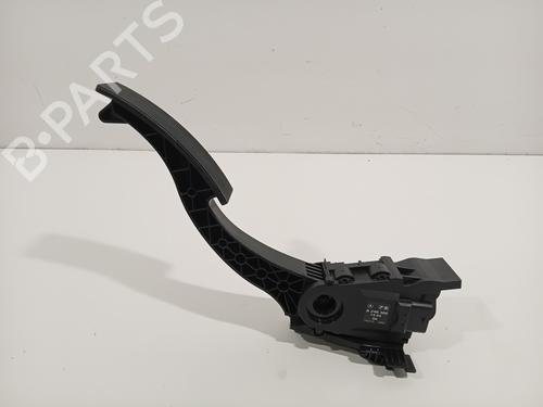 Used Pedal MERCEDES-BENZ B-CLASS Sports Tourer (W246, W242) B 180 (246.242) (122 hp) 29431718