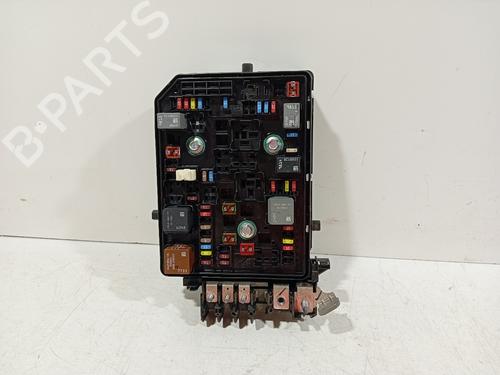 Used Fuse box Fuse box 19280366 19280366
