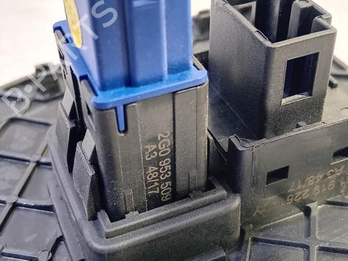 Switch VW POLO VI (AW1, BZ1, AE1) 1.0 TSI | BP20136055I30 - Image 4