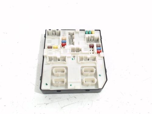 Used Fuse box Fuse box 12236383 12236383