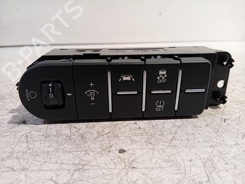 switch-kia-ceed-sportswagon-cd-2018-25777186 main image