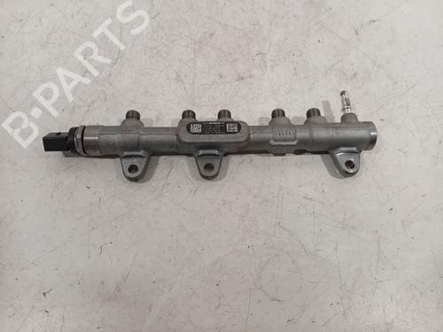 Used Injection rail Injection rail 19779119 19779119