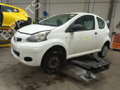 Gebruikte TOYOTA AYGO (_B1_) 1.0 (KGB10_, KGB10R) 4757232 Onderdelen