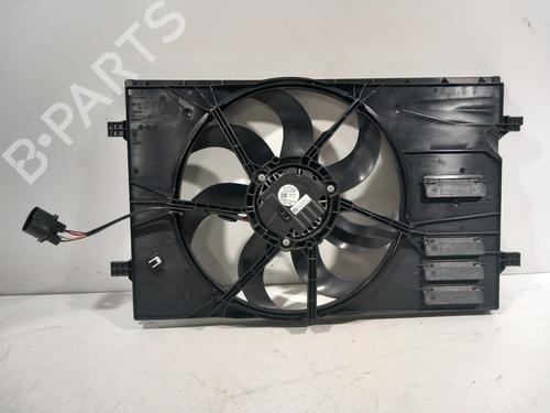 Used Radiator fan Radiator fan 31358703 31358703