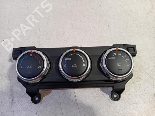 Used Climate control Climate control 19797121 19797121