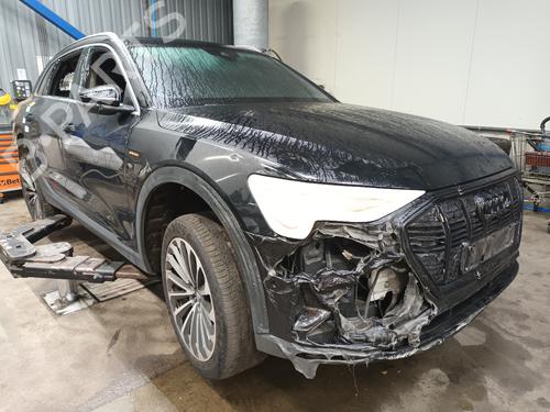 Switch AUDI E-TRON (GEN) 50 quattro | BP39689163I30 - Image 6