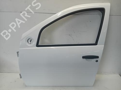 Used Left front door DACIA SANDERO 1.2 16V (75 hp) 27986608