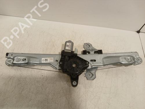 Rudehejsemekanisme Højre foran Rudehejsemekanisme Højre foran RENAULT KADJAR (HA_, HL_) 1.2 TCe 130 (HLMR) (130 hp) 39716975 39716975