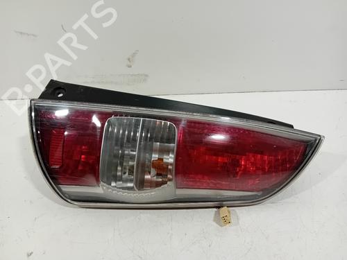 Used Right taillight Right taillight 15737606 15737606