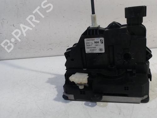 Used Front left lock OPEL CORSA E (X15) 1.3 CDTI (08, 68) (95 hp) 13207263