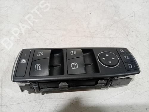 Used Left front window switch Left front window switch MERCEDES-BENZ CLA Shooting Brake (X117) CLA 180 (117.942) (122 hp) 34555246 34555246