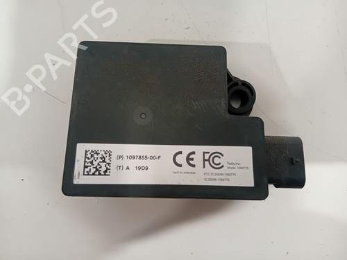 Used Electronic module TESLA MODEL 3 (5YJ3) EV AWD (351 hp) 30408890