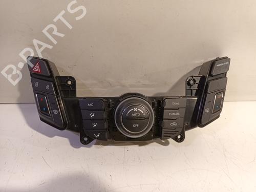 Used Climate control HYUNDAI i40 I CW (VF) 1.6 GDI (135 hp) 17517142