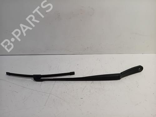 Used Front windshield wiper arm BMW 5 Touring (F11) 528 i (258 hp) 28693446