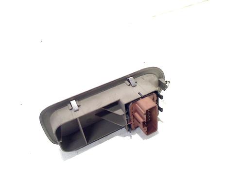 Switch RENAULT CLIO III (BR0/1, CR0/1) 1.6 16V (BR05, BR0B, BR0Y, BR15, BR1J, BR1M, BR1Y, CR0B,... | BP13197670I30 