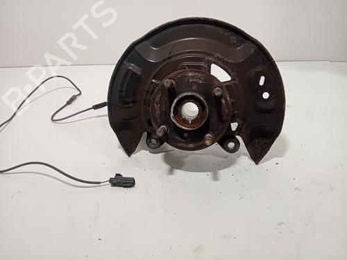 Used Left front steering knuckle TOYOTA YARIS (_P13_) 1.5 Hybrid (NHP130_, NHP130) (101 hp) 32232489