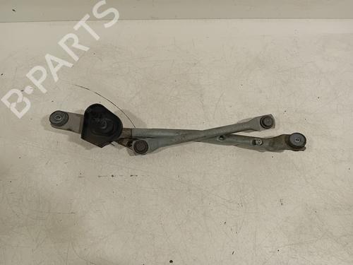 front-wipers-mechanism-toyota-aygo-_b4_-2014-25547157 main image