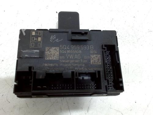 Elektronisk modul SEAT LEON ST (5F8) 2.0 TDI (150 hp) 10669820