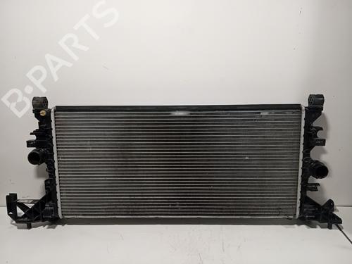 Used Water radiator Water radiator 36670760 36670760