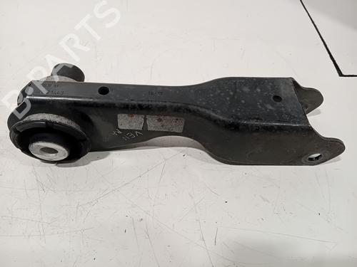 Used Right rear suspension arm Right rear suspension arm JAGUAR F-PACE (X761) 2.0 TD4 AWD (180 hp) 32753091 32753091