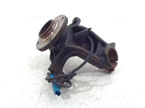 Used Left front steering knuckle PEUGEOT 2008 I (CU_) 1.2 VTi (82 hp) 13207890