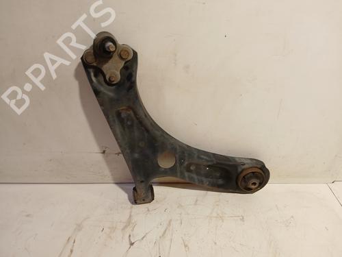 Used Right front suspension arm HYUNDAI KONA (OS, OSE, OSI) 1.0 T-GDi (120 hp) 30805746
