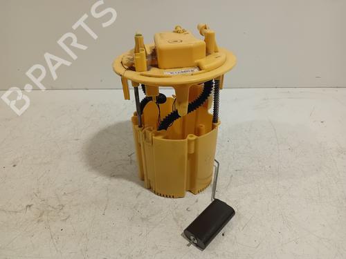 Used Fuel pump Fuel pump 17636833 17636833