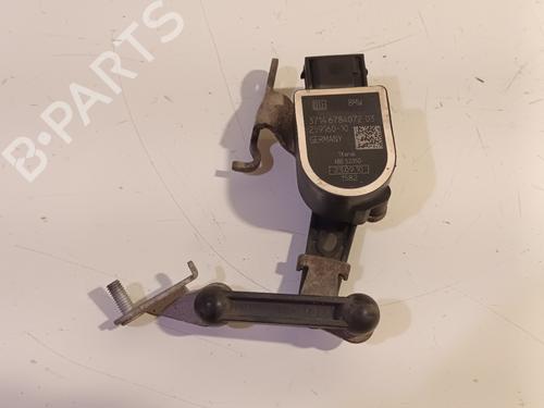 Used Electronic sensor BMW 5 Touring (F11) 528 i (258 hp) 16983929