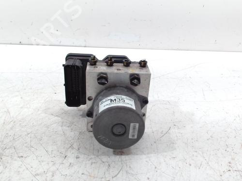Used ABS pump HYUNDAI ix35 (LM, EL, ELH) 1.7 CRDi (116 hp) 12183344