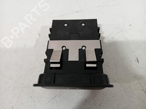 Switch MERCEDES-BENZ B-CLASS Sports Tourer (W246, W242) B 200 (246.243) | BP28309257I30