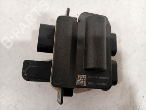 Used Fuse box Fuse box 21122991 21122991