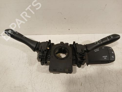 steering-column-stalk-renault-megane-iv-hatchback-b9amn_-2015-33678406 main image