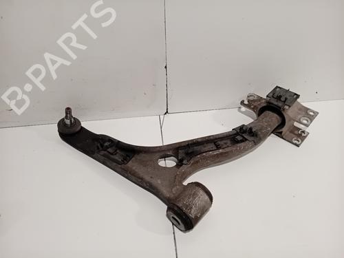 Used Right front suspension arm MERCEDES-BENZ A-CLASS (W176) A 200 (176.043) (156 hp) 29528203