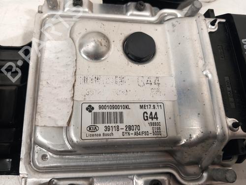 Engine control unit (ECU) KIA VENGA (YN) 1.4 CVVT | BP31641608M57 - Image 4