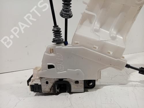front-left-lock-fiat-500x-334_-2014-30884019 main image