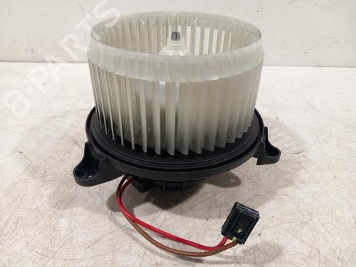 moteur-de-chauffage-lynk-co-01-2017-34058751 main image