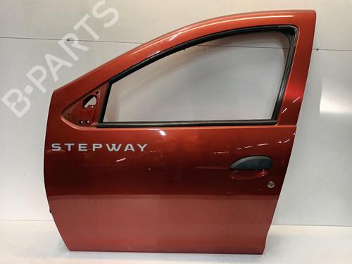 Dør venstre foran DACIA SANDERO II TCe 90 (B8M1, B8MA, B8AC) (90 hp) 30290127