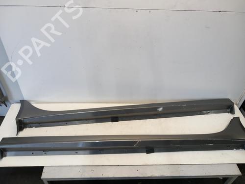 Used Right sideskirt Right sideskirt 36860666 36860666