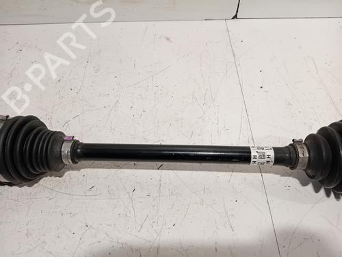Left front driveshaft TOYOTA YARIS (_P21_, _PA1_, _PH1_) 1.5 Hybrid (MXPH10, MXPH11) | BP29220524M38