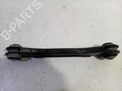 Højre bagtil bærearm BMW 1 (F20) 116 i (136 hp) 22310625