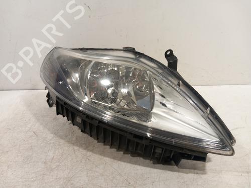 Used Right headlight Right headlight LANCIA YPSILON (312_) 0.9 TwinAir (312.PXG11, 312.PXG1A, 312.YXG11, 312.YXG1A) (86 hp) 33678416 33678416