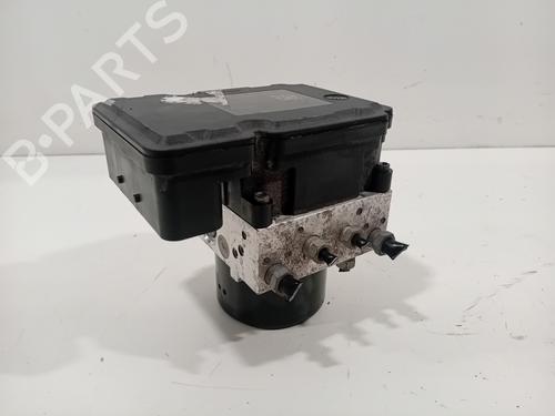 Used ABS pump FORD FOCUS III 1.6 TDCi (95 hp) 30579350