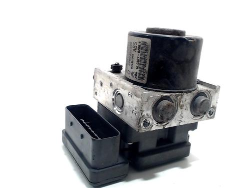 Used ABS pump CITROËN C3 II (SC_) 1.6 HDi (92 hp) 9823088