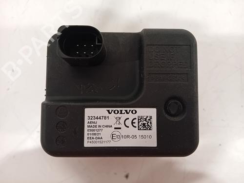 Højttaler VOLVO XC60 II (246) T6 Plug-In Hybrid AWD (340 hp) 30709161