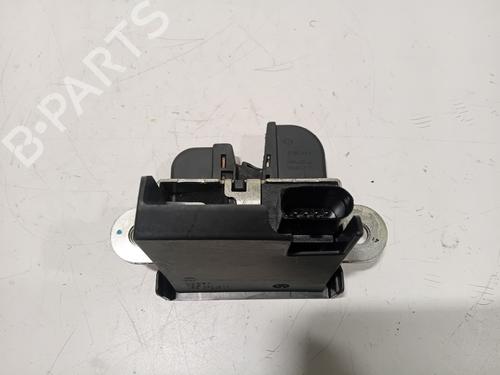 Fechadura da mala Fechadura da mala SKODA CITIGO (NF1) 1.0 (75 hp) 39714167 39714167
